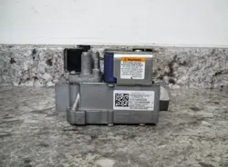 0151M00028 VR9205Q1010 FURNACE