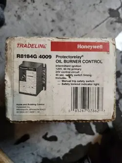 HONEYWELL R8184G 4009 OIL BURNER CONTROL