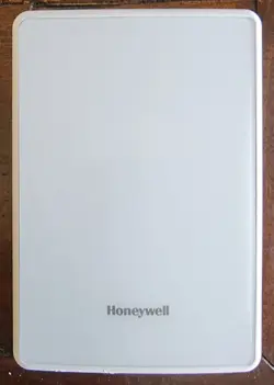 HONEYWELL C7233A1008 CO2 WALL SENSOR WITH DISPLAY