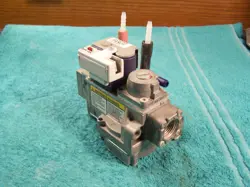 GAS VALVE VK8105R