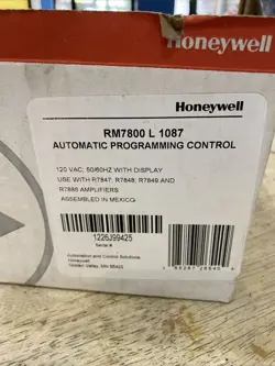 1PCS HONEYWELL RM7800L1087 RM7800 L 1087 CONTROLLER NEW
