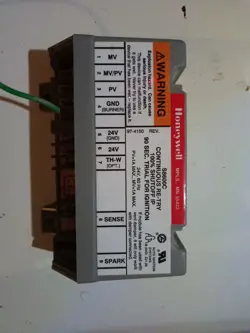 HONEYWELL S8600C CONTROL CIRCUIT BOARD