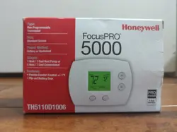 HONEYWELL FOCUSPRO 5000 DIGITAL THERMOSTAT TH5110D1006 NON-PROGRAMMABLE 1H/1C