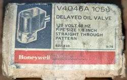 HONEYWELL V4046 A 1058 DELAYED OIL VALVE, 120 VOLT, 60 HZ 