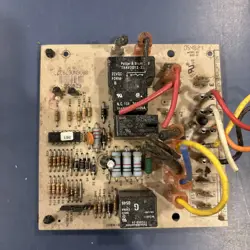 CBH3-HONEYWELL CONTROL BOARD 1084-83-410A