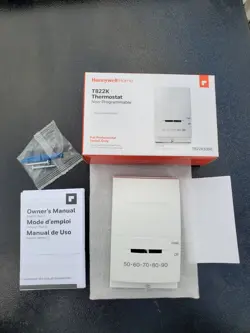 HONEYWELL T822K1000 NON PROGRAMMABLE THERMOSTAT 1 HEAT T822K