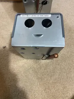 RESIDEO L8124C1003 TRIPLE AQUASTAT RELAY LINE VOLT BURNER CONTROL- PRE-OWNED