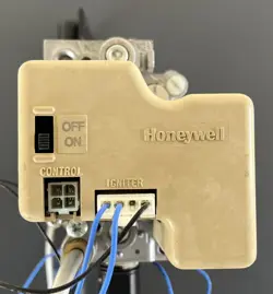 HONEYWELL SV9501M 2056 HQ1011421HW ICP NATURAL GAS FURNACE SMART VALVE ASSEMBLY