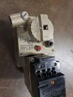 1005 HONEYWELL