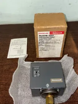 B378