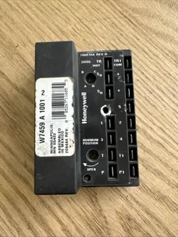 HONEYWELL W7459A1001 ECONOMIZER LOGIC MODULE