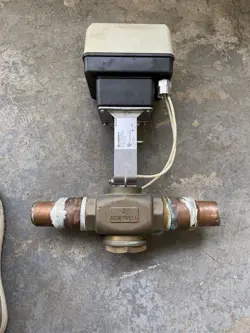 DIRECT-COUPLED VALVE ACTUATOR