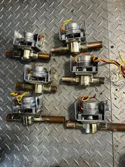 HONEYWELL V8043E1012 ZONE VALVES (6)  SAME DAY SHIPPING
