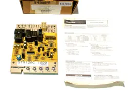 MILLER 624514 CONTROL BOARD HONEYWELL ST9120C1020