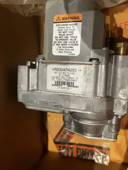 VR8304P4280