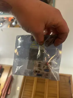 L8148J1009 AQUASTAT RELAY