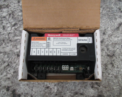 NEW HONEYWELL S8610U3009 FURNACE IGNITION CONTROL BOARD MODULE FREE SHIPPING