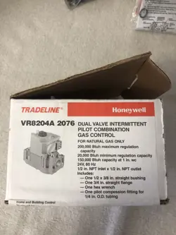 2076 VR8204A2076