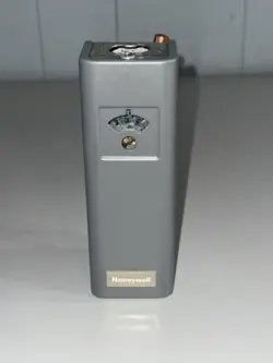 THERMOSTAT HEATER
