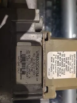GAS VALVE BOILER FURNACE HONEYWELL VR8300C4134 3/4 INCH