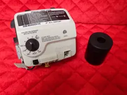 HONEYWELL - NATURAL GAS MODEL WV 8860B1310 - GAS CONTROL VALVE