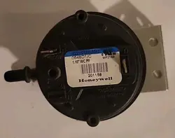 OEM HONEYWELL REZNOR 201158 PRESSURE SWITCH HVAC USA SELLER FREE SHIPPING...