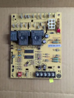 HONEYWELL ST9120C 2010 FURNACE CONTROL BOARD TESTED