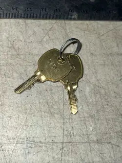 2 HONEYWELL THERMOSTAT LOCK BOX KEY VERSAGUARD C254A
