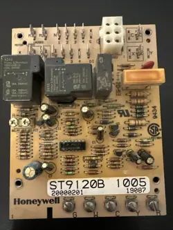 ✅GUARANTEED WORKING TESTED GOOD ST9120B 1005 HONEYWELL FURNACE CONTROL BOARD
