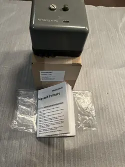 NEW HONEYWELL RA890F1346