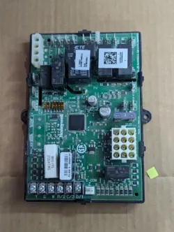 HONEYWELL S9200U1000 UNIVERSAL FURNACE INTEGRATED IGNITION CONTROL TESTED