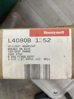 HONEYWELL HOME L4080B1352 AQUASTAT,RANGE 100 TO 200F  1-1/2 TO 3