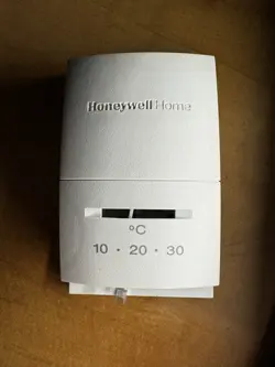HONEYWELL HOME NON-PROGRAMMABLE THERMOSTAT CT50K1010 CELSIUS