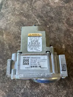 VR8205S2262 HONEYWELL FURNACE GAS CONTROL VALVE 60M1601 FREE SHIPPING