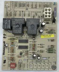 HONEYWELL ST9120C4057  HQ1011927HW FURNACE CONTROL CIRCUIT BOARD