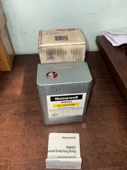 NEW HONEYWELL R8845U1003 SWITCHING RELAY B387