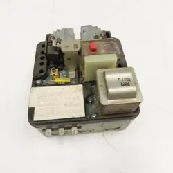 HONEYWELL RA890F1288 120V 3 SEC RESPONSE FLAME DETECTION RELAY