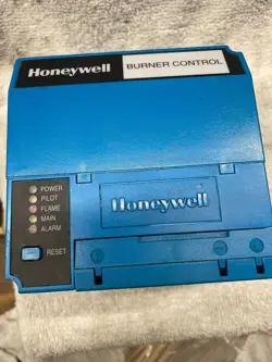 1013 BURNER CONTROL