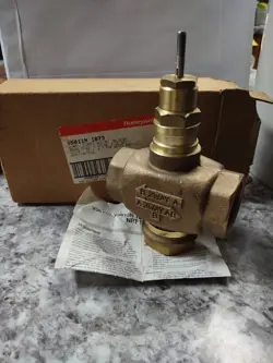 HONEYWELL V5011N 1073 1 -1/4