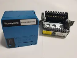 HONEYWELL RM7895 B 1013 BURNER CONTROL