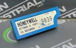USED HONEYWELL ST7800 A 1021 FIXED 10 SECOND PURGE TIMER 97-4755C