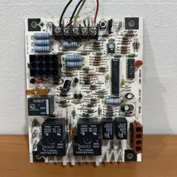 HONEYWELL LENNOX 47582-001 FURNACE CONTROL CIRCUIT BOARD 1012-967