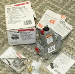HONEYWELL VR8200A2132 DUAL VALVE STANDING PILOT COMBINATION GAS CONTROL VALVE