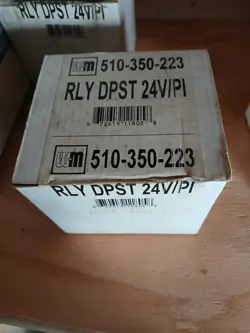 NEW 510-350-223 WEIL MCLAIN PLUG IN RELAY HONEYWELL R8222U 1006