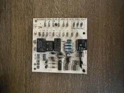 HONEYWELL CONTROL BOARD 1084-83-4101A / 1084-400D