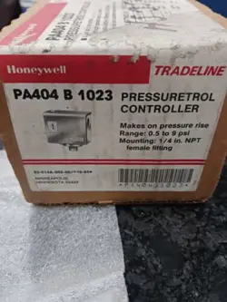 HONEYWELL TRADELINE PA404B 1023 PRESSURETROL CONTROLLER - NEW UNUSED
