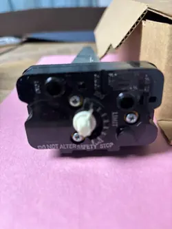 HONEYWELL L4069C1009 LIMIT CONTROL