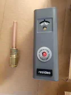 HONEYWELL L4006E1000 HIGH LIMIT MANUAL RESET AQUASTAT CONTROLLER 130-270 DEGREES