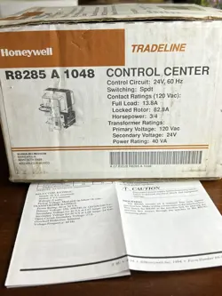 NEW HONEYWELL R8285 A 1048 CONTROL CENTER
