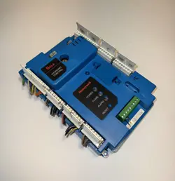 HONEYWELL SOLA HYDRONIC CONTROLLER R7910A 10027 R7910A1027